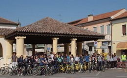 davanti_al_pavaion_300